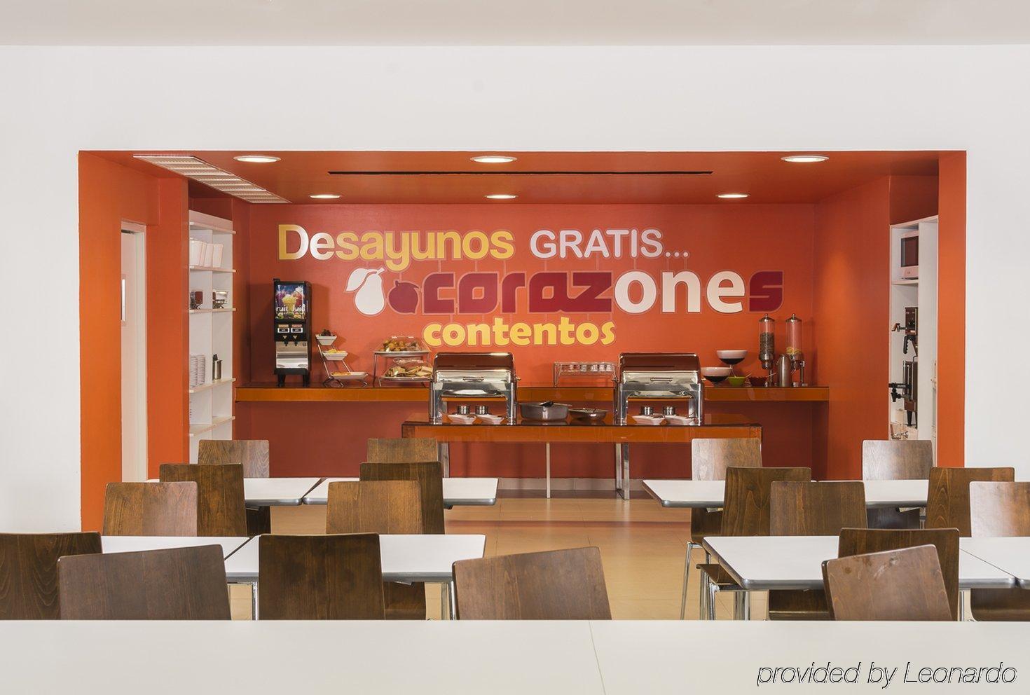 One Irapuato Hotel Luaran gambar