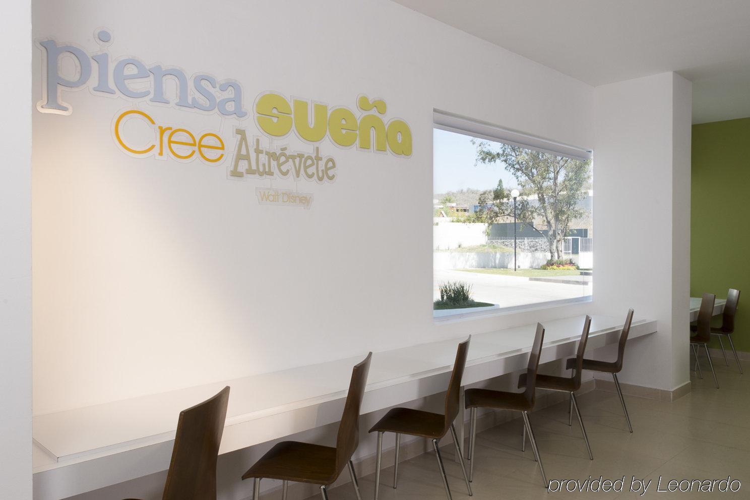 One Irapuato Hotel Luaran gambar
