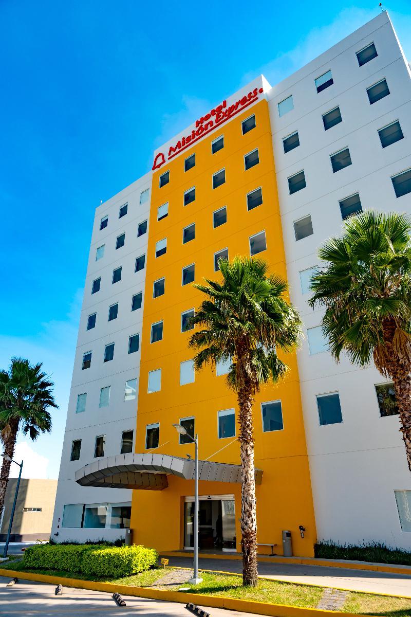 One Irapuato Hotel Luaran gambar